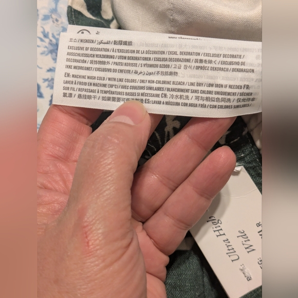 Abercrombie & Fitch Dark Green Floral Wide Leg Pants - Picture 6 of 8